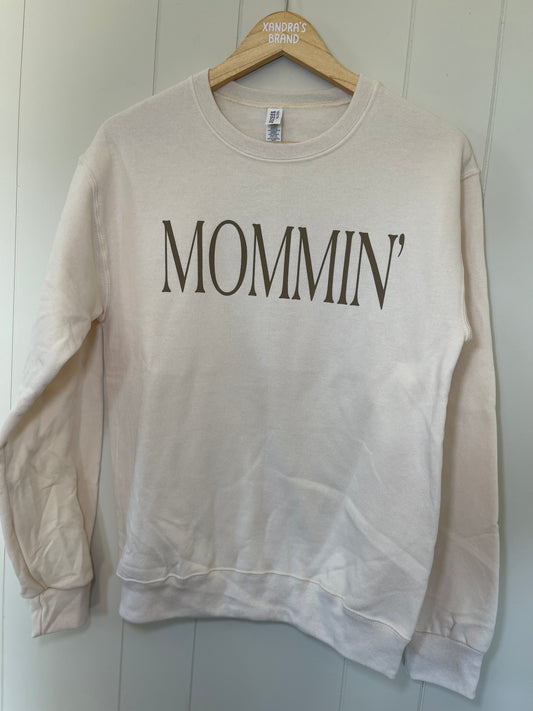 Mommin’ Crew