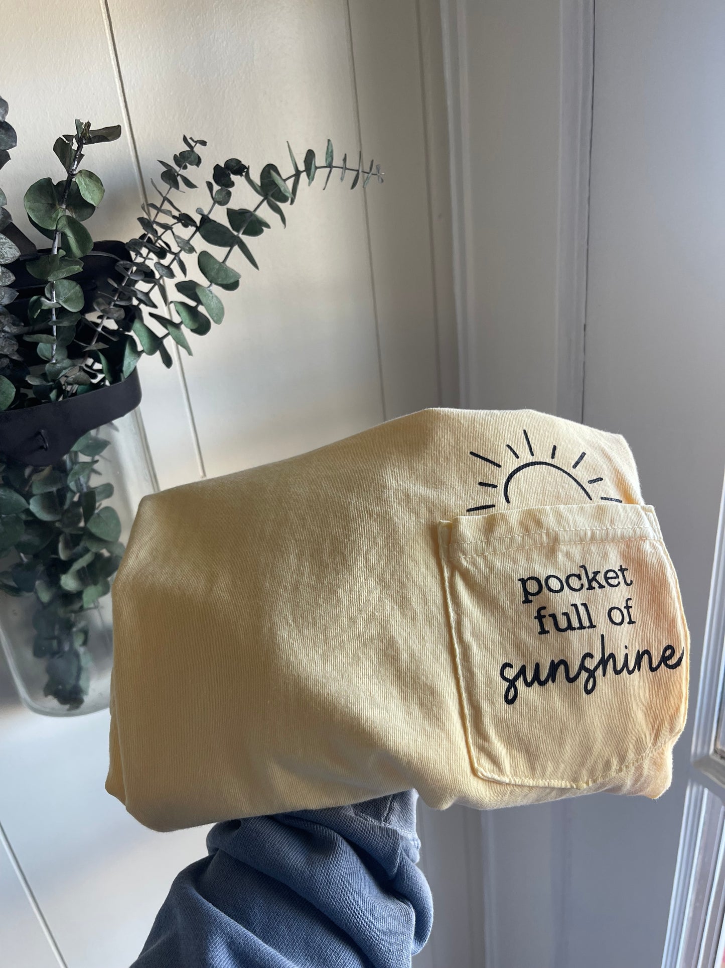 Pocket Full of Sunshine Graphic T